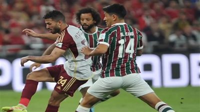 عقدة الأهلي مع نهائي كأس العالم مستمرة .. والحكم يظلم الأهلي ويتغاضى عن احتساب ركلتي جزاء | بث مباشر