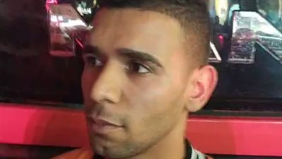 شاهد عيان على حريق محل أحذية بوسط البلد: فوجئنا بدخان كبير طالع فجأة | بث مباشر 