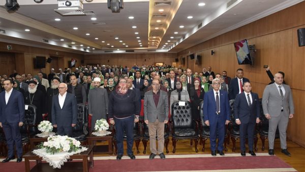 جانب من المؤتمر 