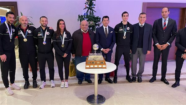 وزير الشباب والرياضة