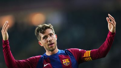 في مباراة مثيرة.. برشلونة يخطف فوزا مهما من ألميريا بالدوري الإسباني