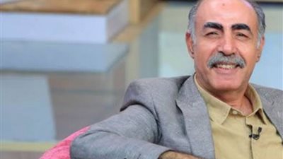 محمد عبد العظيم أحدث المنضمين لمسلسل بـ100 راجل مع سمية الخشاب