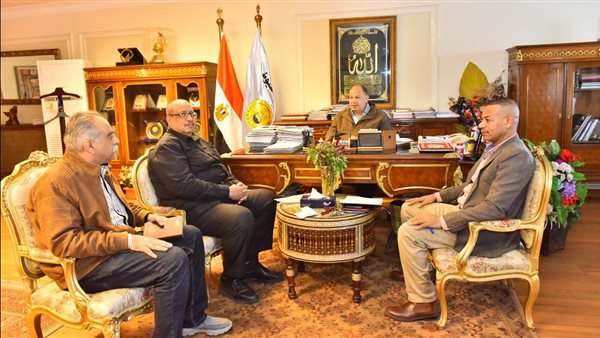 محافظ أسيوط