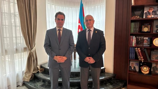 رئيس اتحاد كتاب إفريقيا