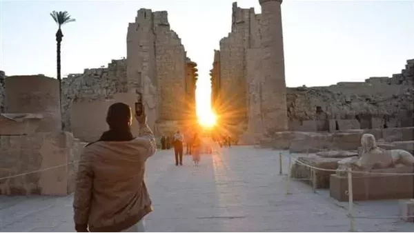 تعامد الشمس على معابد