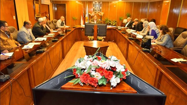 محافظ أسيوط