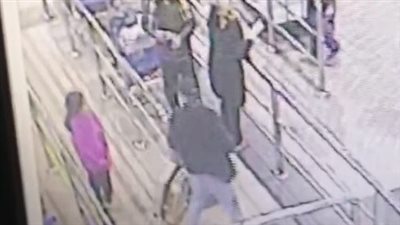 الداخلية تنشر فيديو لكواليس تخدير فتاتي مدينة نصر داخل الأسانسير والسفر بإحداهما في المطار 