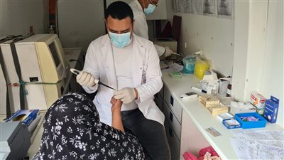 قافلة طبية مجانية بقرية العليقات في قنا اليوم