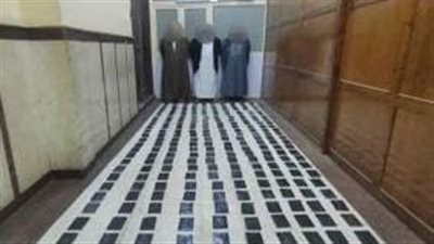 خطة ومداهمة أمنية تسقط 5 تجار للكيف في شوارع الإسكندرية