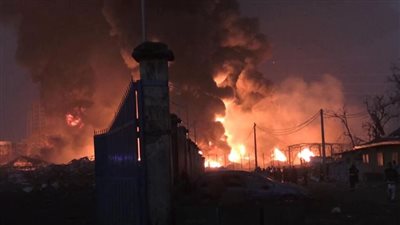 ارتفاع حصيلة حريق مستودع وقود في غينيا إلى 23 قتيلًا و241 جريحًا