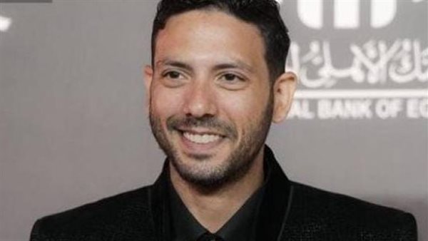 الفنان أحمد جمال