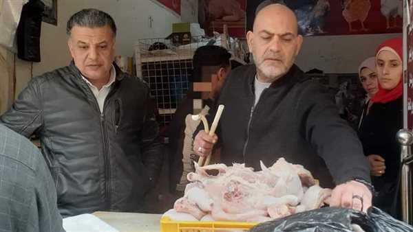 ضبط محل دواجن يحقن