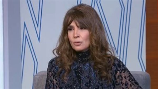 المطربة حنان 