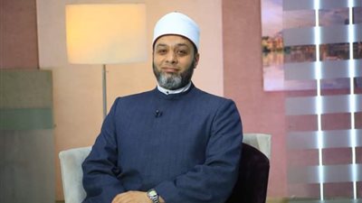 ما حكم إنكار وجود الملائكة؟.. عالم أزهري يوضح