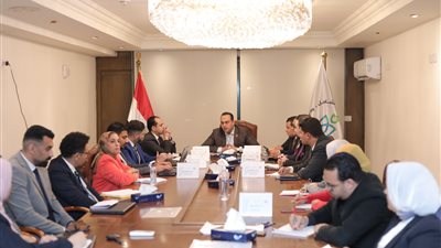 رئيس الرعاية الصحية يكلف بتعيين مسئول لإدارة الإيرادات في المراكز والوحدات التابعة للهيئة