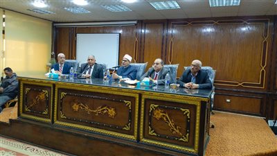 رئيس جامعة الأزهر يلتقي عمداء كليات الوجه البحري في كلية اللغة العربية بالزقازيق