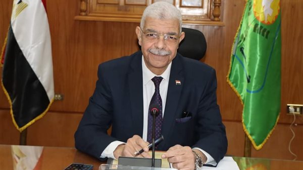 الدكتور أحمد القاصد