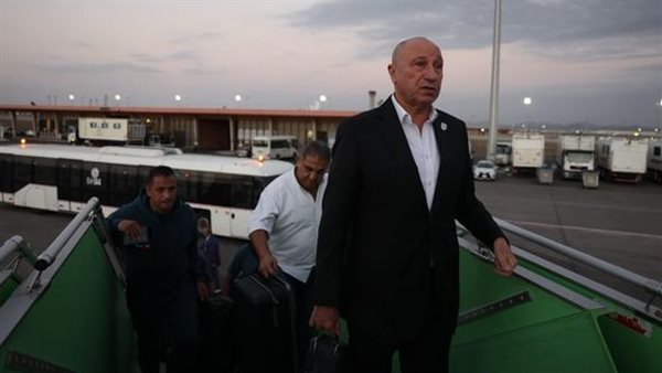 بعثة الأهلي تغادر