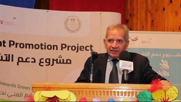 الدكتور محمد مجاهد