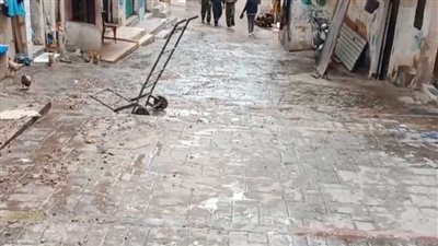 أهالي كوم الدكة يستغيثون لإصلاح كسر بماسورة المياه: نعاني كل عام من نفس المشكلة ونطالب بحل جذري | بث مباشر