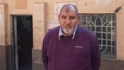 مواطن بقرية صندفا في المنيا يناشد المسؤولين لتطوير مكتب البريد: بيخدم عدد كبير ونتمنى تطويره | بث مباشر