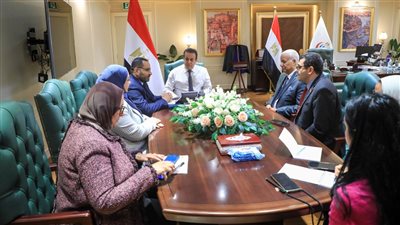 وزير الصحة يبحث تعزيز التعاون مع جامعة العلمين وجامعة لويزفيل الأمريكية بمجال التدريب