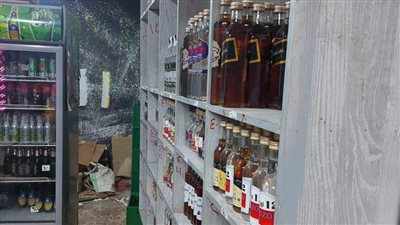 غلق وتشميع محل خمور الملاح بمدينة نصر | صور