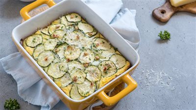 للمتزوجات حديثا.. طريقة عمل كوسة بالبشاميل نادية السيد باللحمة والفراخ