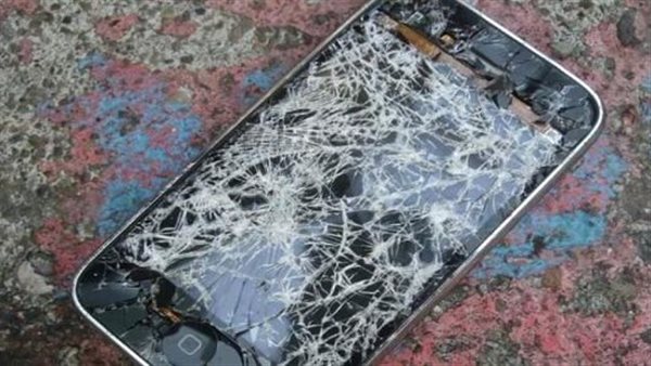 هاتف مكسور- أرشيفية