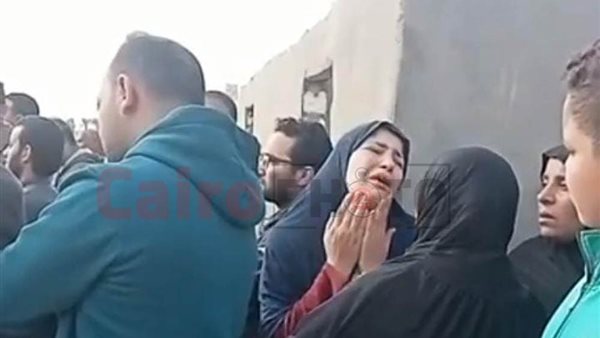 انهيار أسرة صغيران