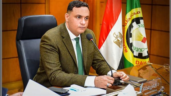 أيمن مختار - محافظ