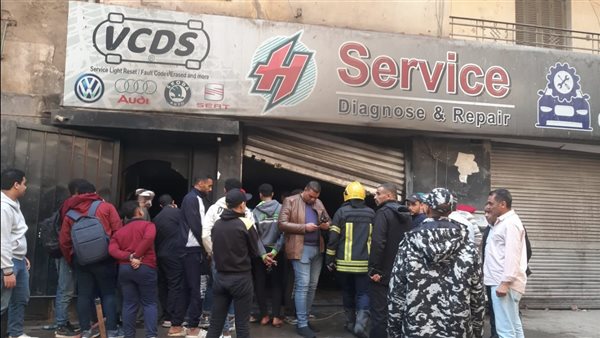 حريق مركز صيانة السيارات