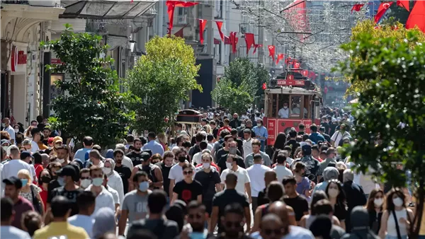 تركيا ترفع الحد الأدنى