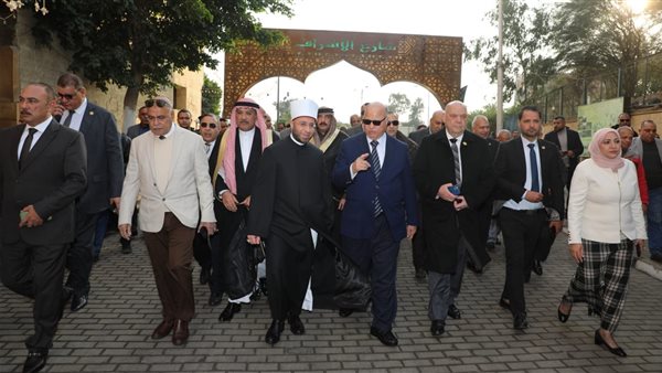 محافظ القاهرة والشيخ