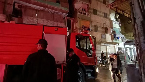 نشوب حريق بمحل