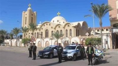 لتأمين احتفالات رأس السنة.. الداخلية تكثف انتشار قواتها بكافة المحاور والميادين ودور العبادة 