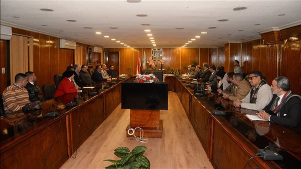 محافظ أسيوط