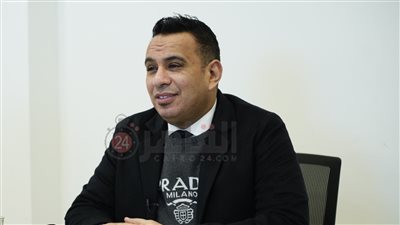 وفاة والدة المطرب محمود الليثي