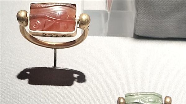  خاتمين منقوشين باسم