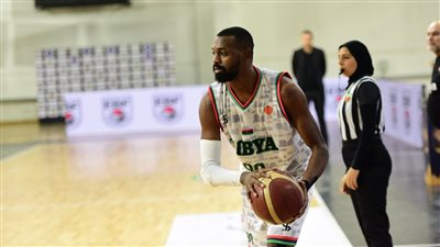 منتخب ليبيا يتأهل إلى نهائي البطولة العربية لكرة السلة 