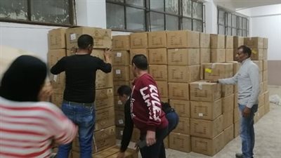 أخبار التعليم اليوم.. تسليم 65779 تابلت لطلاب أولى ثانوي بالجيزة قبل انطلاق الامتحانات بأيام 