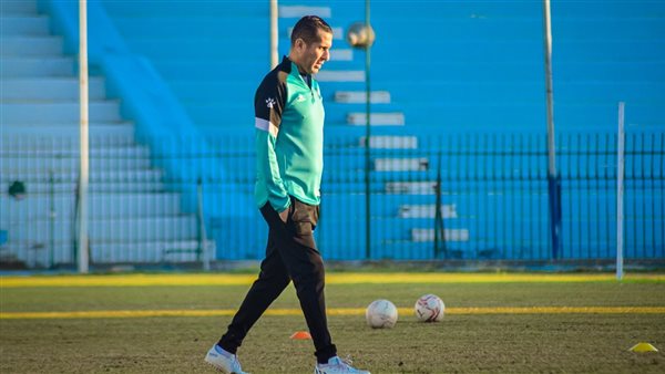  حسام عبد العال المدير