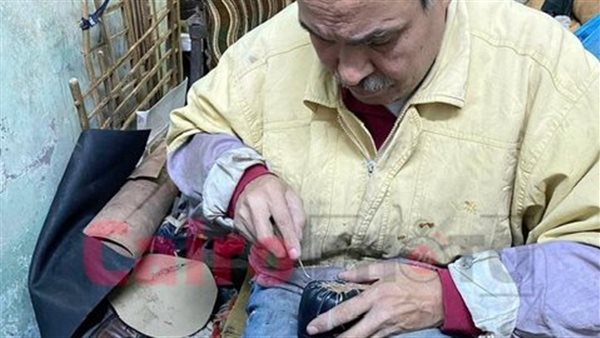 صبحي أقدم صانع أحذية