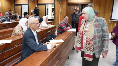 إعلام القاهرة: مراعاة الإجازات الدينية للأخوة الأقباط والأعياد القومية خلال الامتحانات 