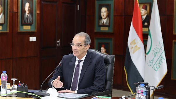 وزير الاتصالات 