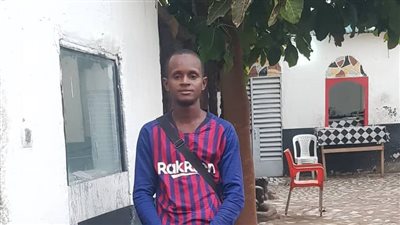 بعد مكالمة الفنان العالمي له.. طالب أزهري: أطالب بالدعاء لويل سميث.. ويشرفني التواصل مع الفنانين المصريين