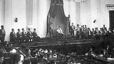 100 عام على أول برلمان مصري.. كيف خسر رئيس الوزراء مقعده وسيطرت المعارضة؟