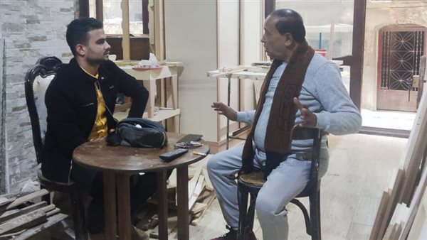 شاهد العيان مع محرر