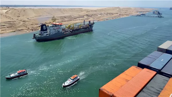 قناة السويس