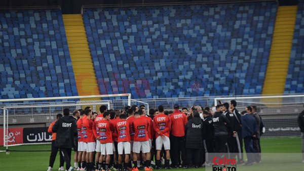 جلسة وزير الرياضة